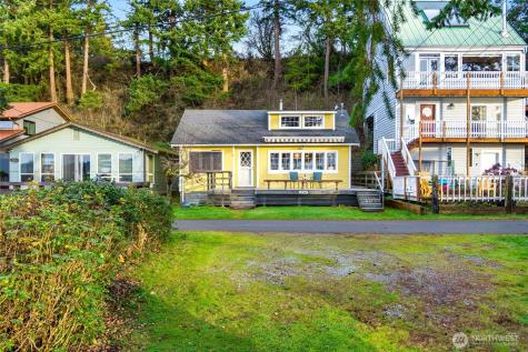 534 Sundin Drive Camano Island WA 98282