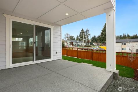 592 SW 97th Street Seattle WA 98106