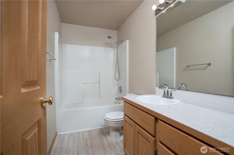 10415 Whitman Avenue SW Lakewood WA 98499