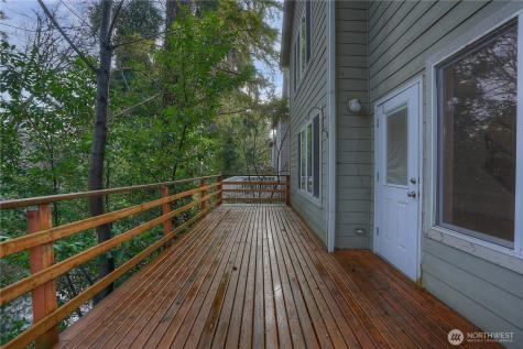 10415 Whitman Avenue SW Lakewood WA 98499