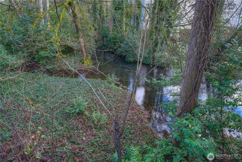 10415 Whitman Avenue SW Lakewood WA 98499