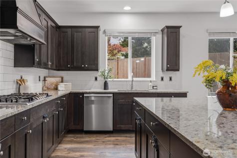 21113 46th Place W Lynnwood WA 98036