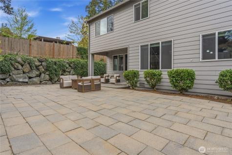 21113 46th Place W Lynnwood WA 98036