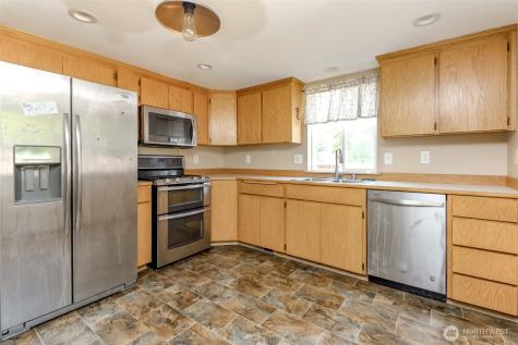 5619 228th Street E Spanaway WA 98387