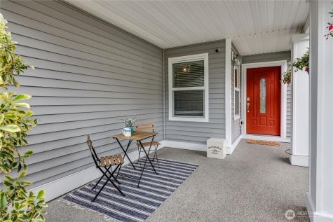 2731 SW Jabirin Way Port Orchard WA 98367