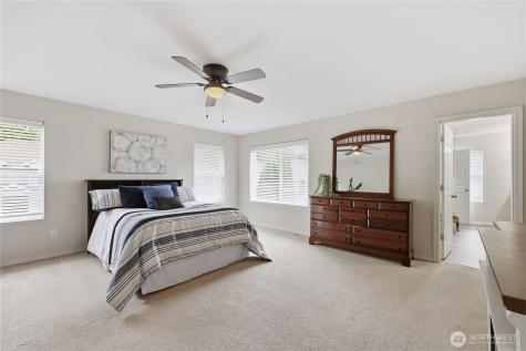 2731 SW Jabirin Way Port Orchard WA 98367
