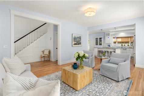 1854 Commodore Lane NW Bainbridge Island WA 98110