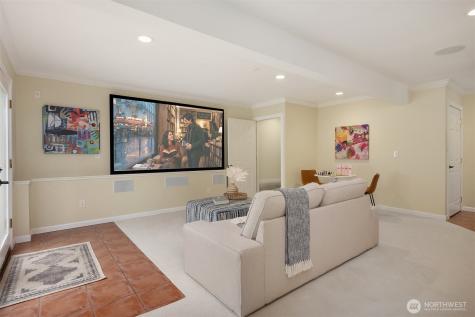 1854 Commodore Lane NW Bainbridge Island WA 98110