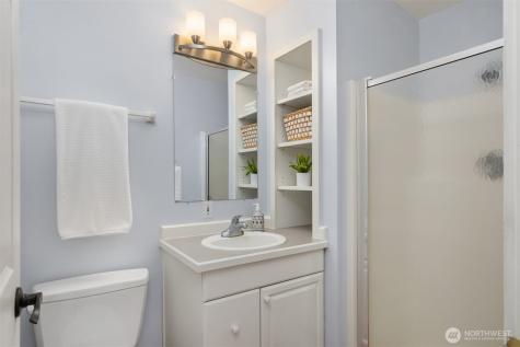 1854 Commodore Lane NW Bainbridge Island WA 98110