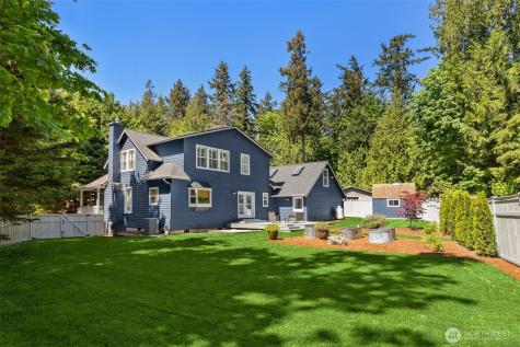 1854 Commodore Lane NW Bainbridge Island WA 98110