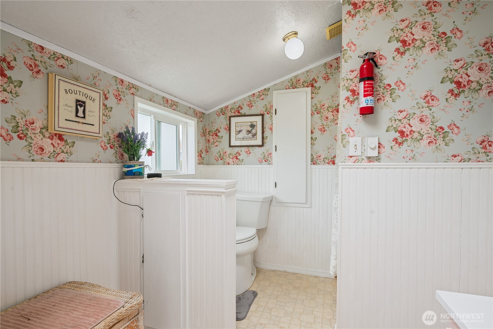 1644 22nd Longview WA 98632