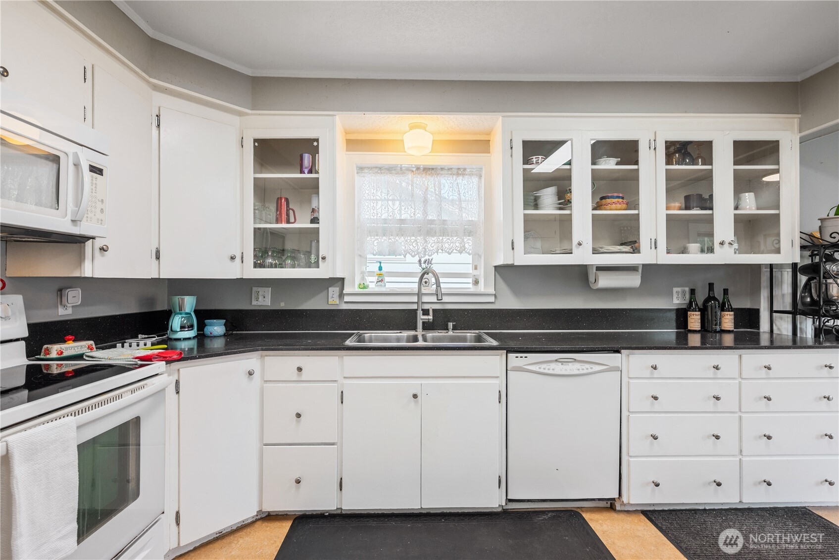1644 22nd Longview WA 98632
