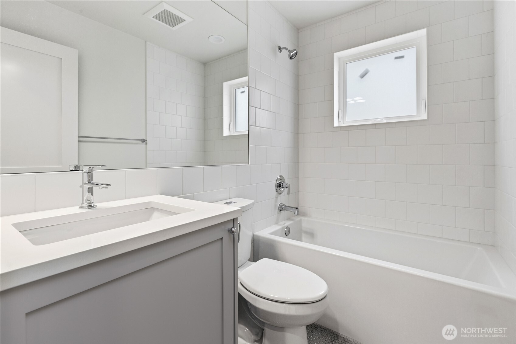 6832 47th Avenue NE Seattle WA 98115