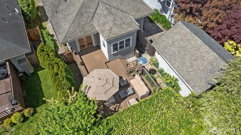 4740 4th Avenue NE Seattle WA 98105