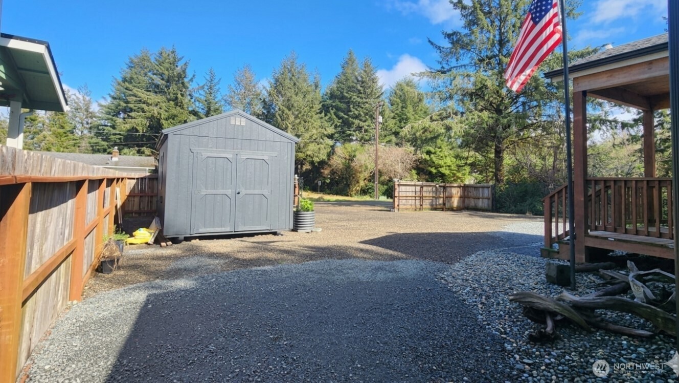 375 Sextans Avenue SW Ocean Shores WA 98569