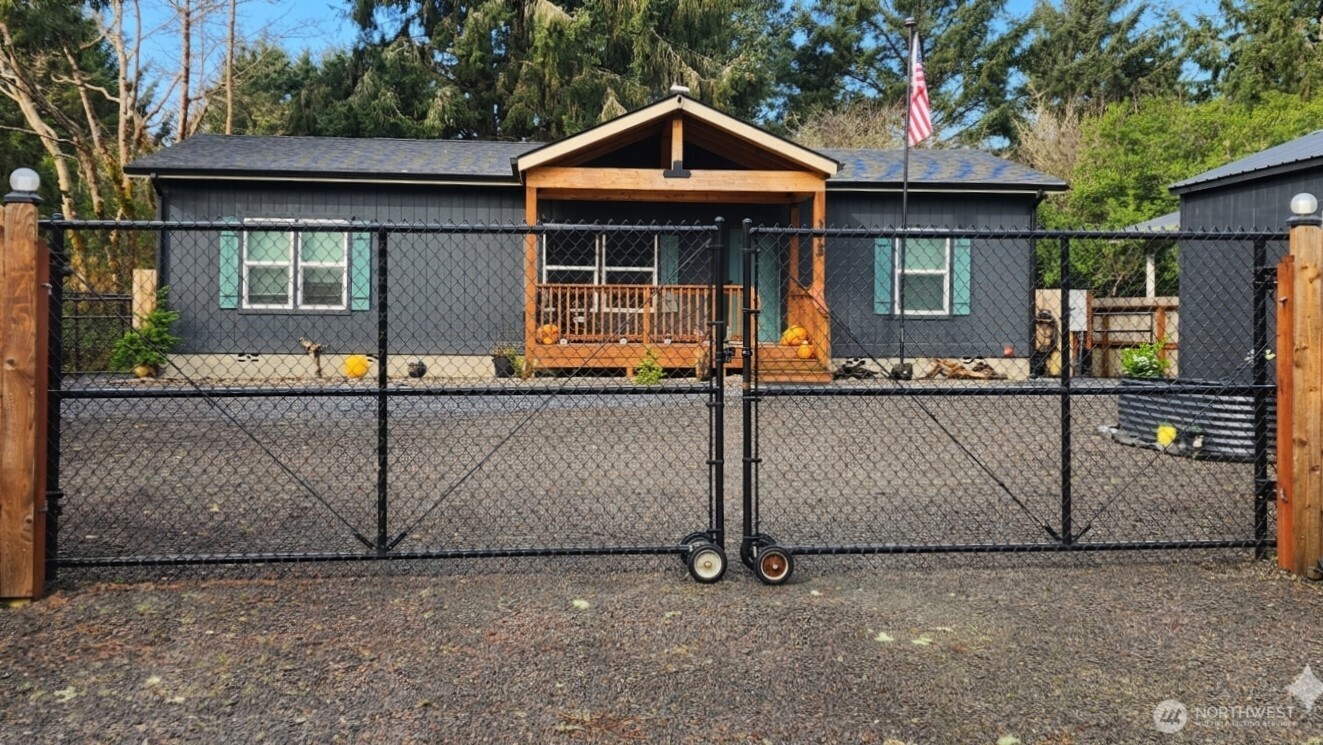 375 Sextans Avenue SW Ocean Shores WA 98569