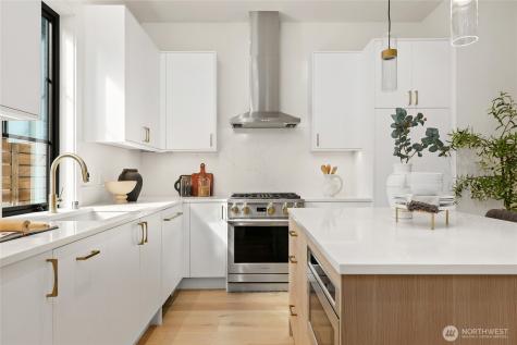 11426 108th Avenue NE Kirkland WA 98033