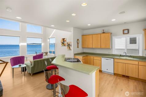 6436 Ebb Tide Lane Freeland WA 98249