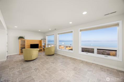 6436 Ebb Tide Lane Freeland WA 98249