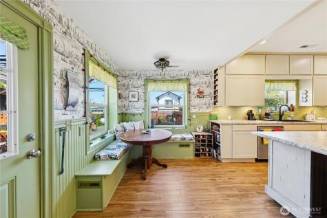 3704 Commercial Avenue Anacortes WA 98221