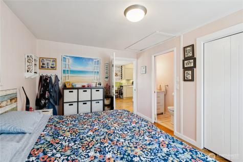 3704 Commercial Avenue Anacortes WA 98221