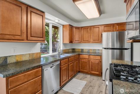 2420 SW 326th Street Federal Way WA 98023