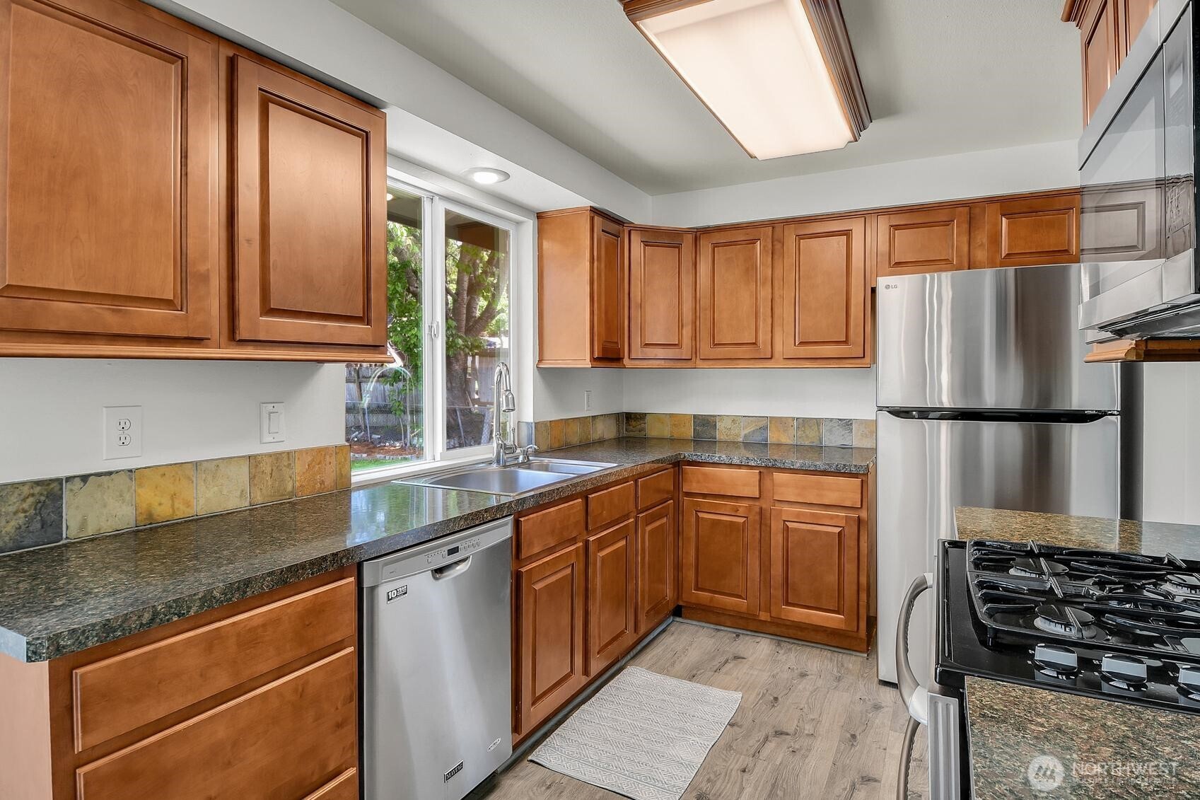 2420 SW 326th Street Federal Way WA 98023