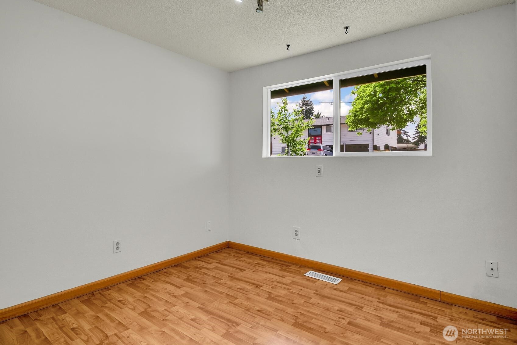 2420 SW 326th Street Federal Way WA 98023