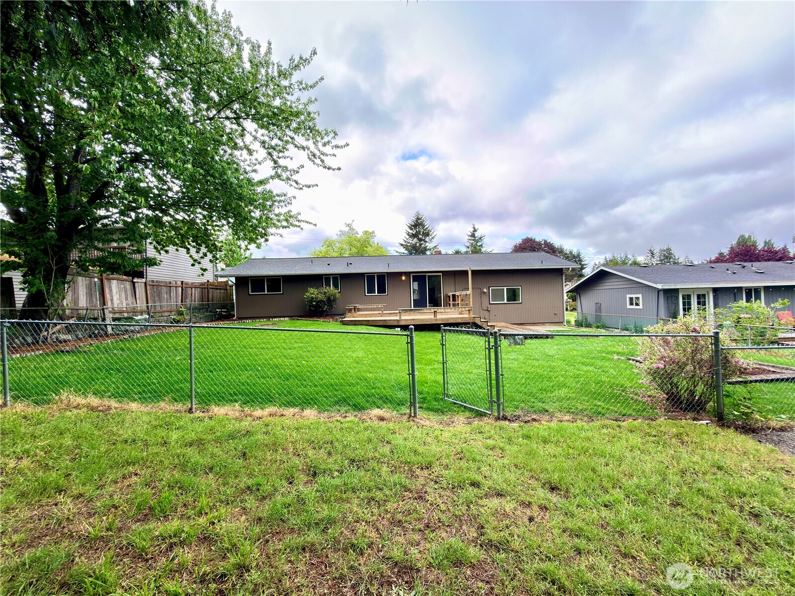 2420 SW 326th Street Federal Way WA 98023