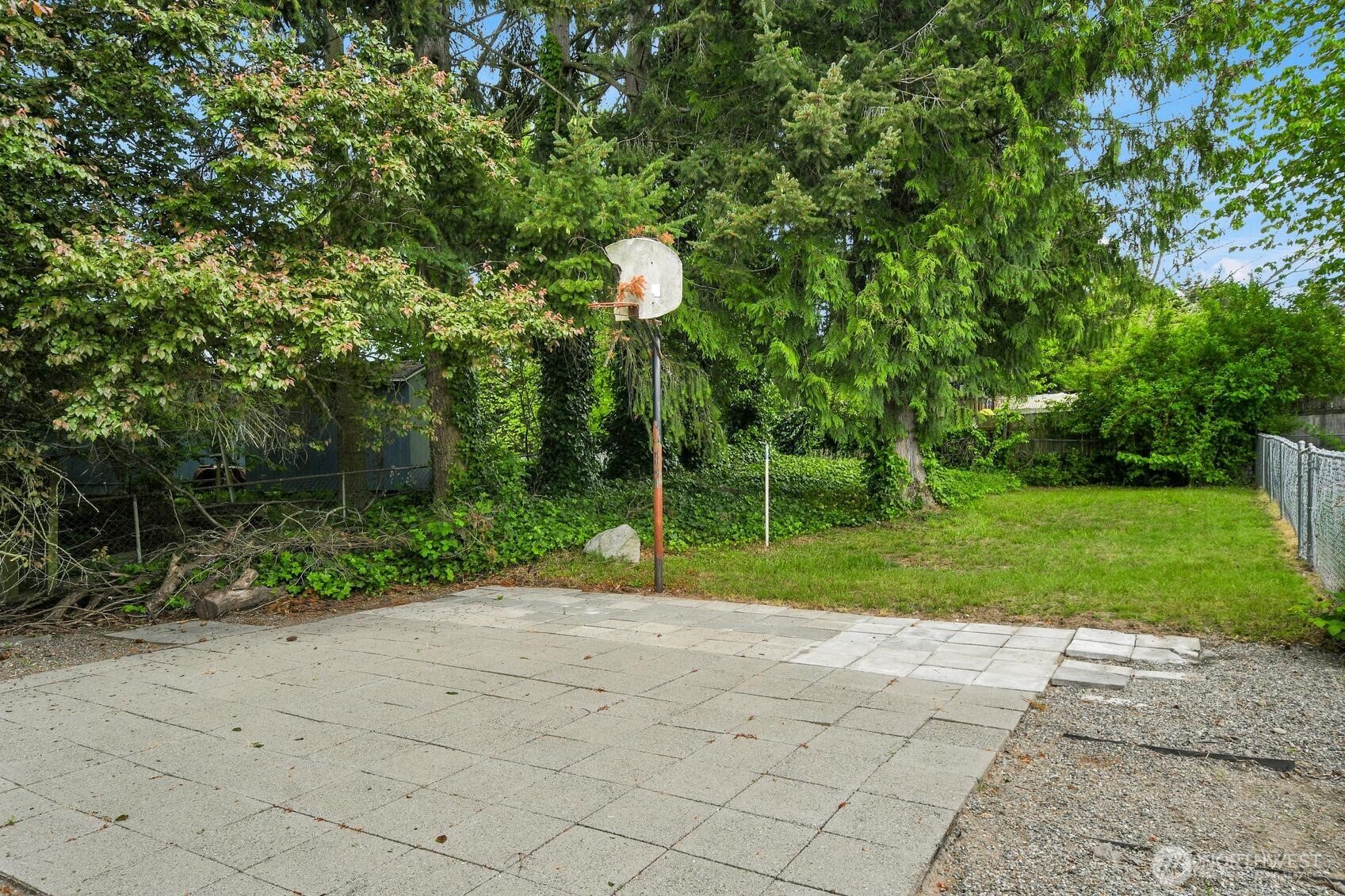 2420 SW 326th Street Federal Way WA 98023