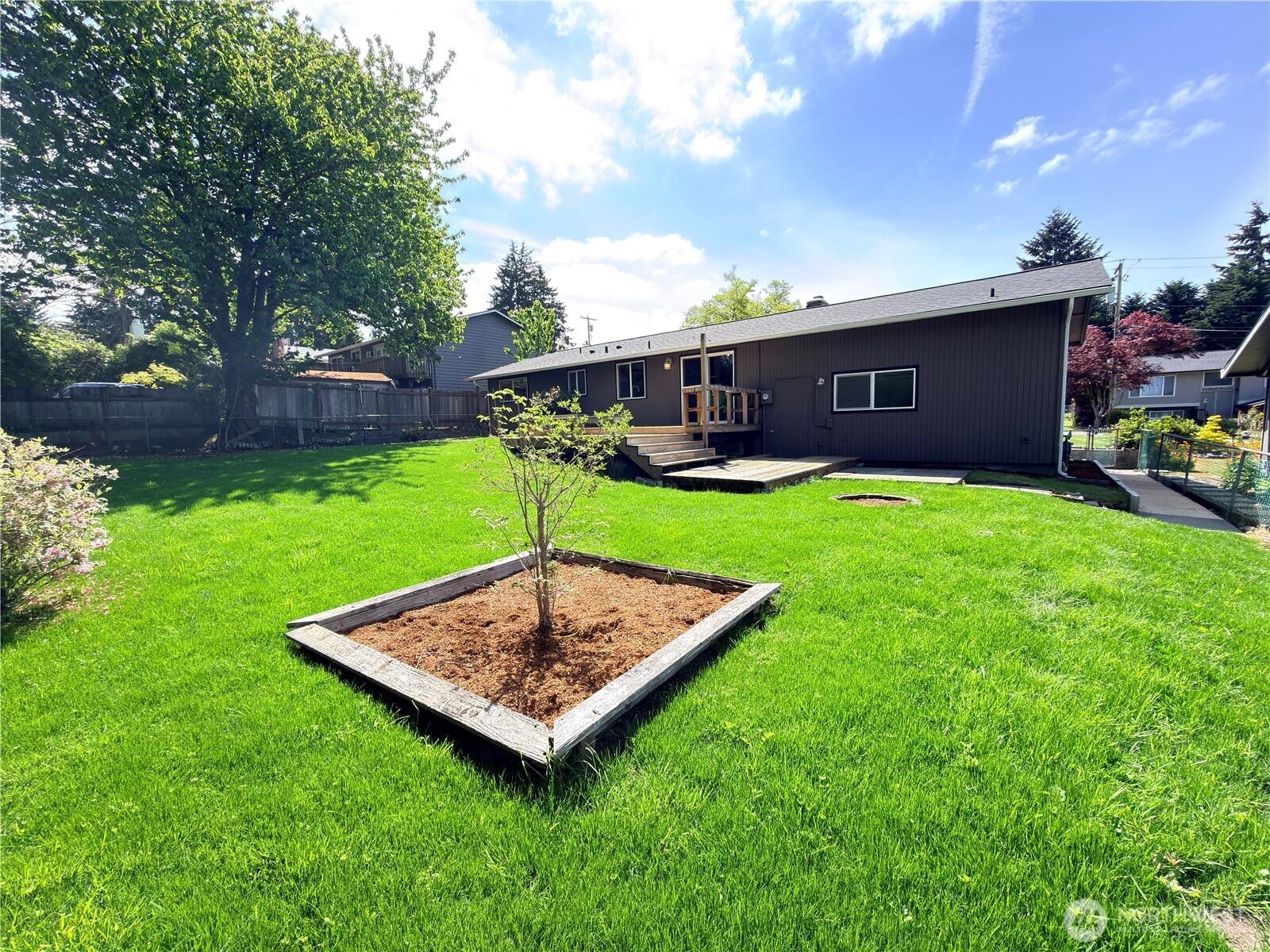 2420 SW 326th Street Federal Way WA 98023