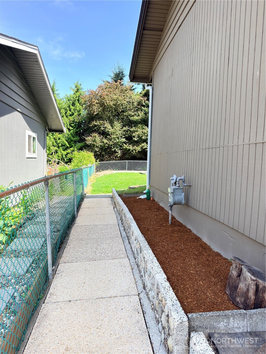 2420 SW 326th Street Federal Way WA 98023