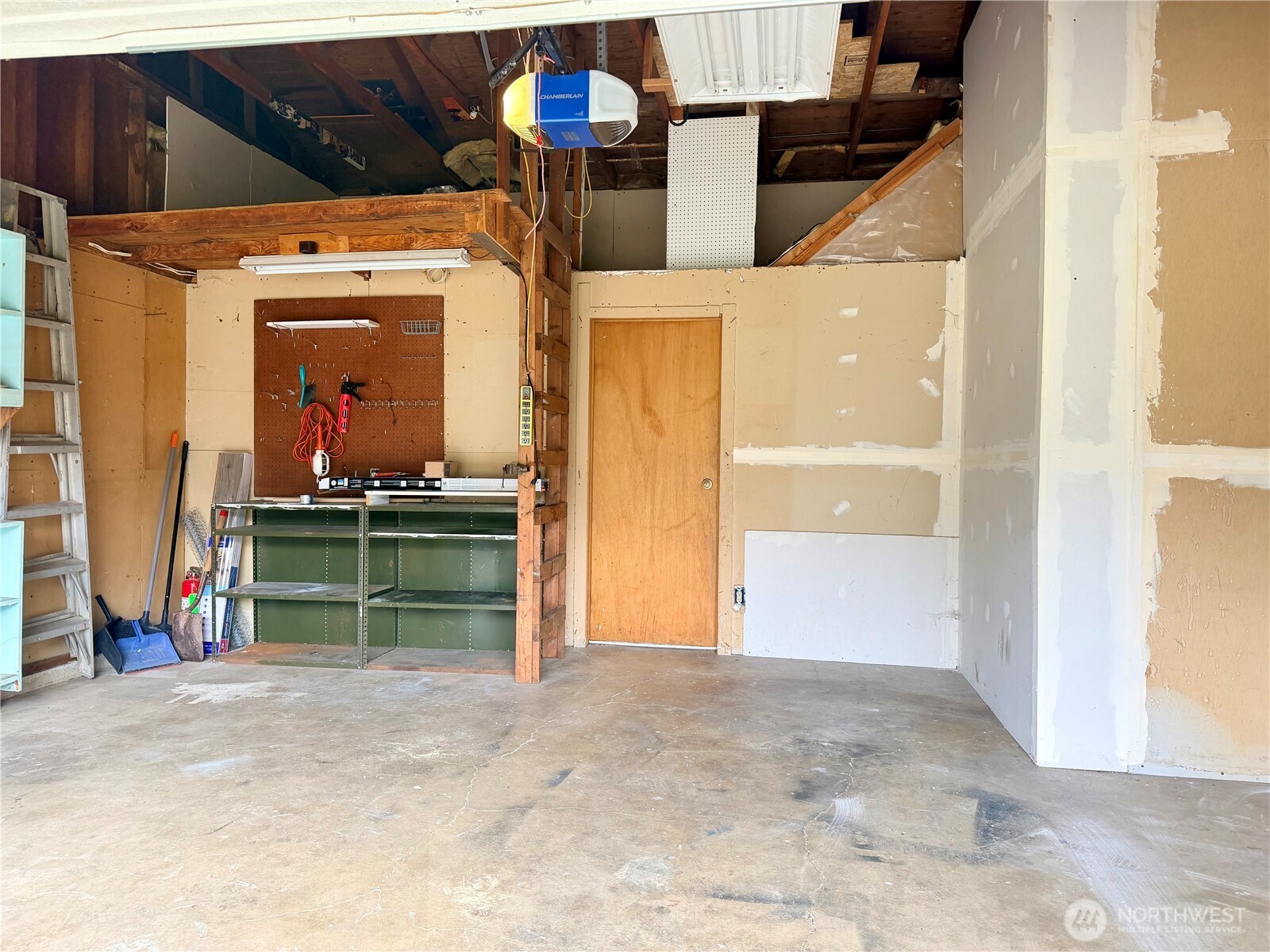 2420 SW 326th Street Federal Way WA 98023