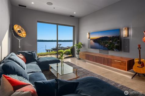4041 W Mercer Way Mercer Island WA 98040