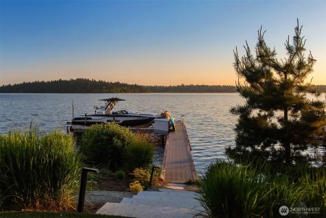 4041 W Mercer Way Mercer Island WA 98040