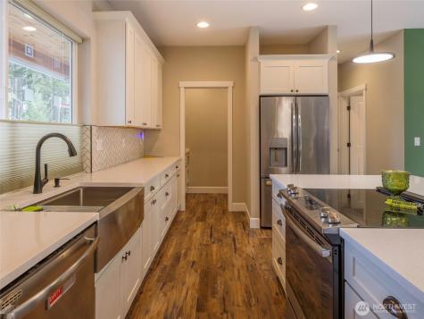 1934 W 8th Street Port Angeles WA 98363