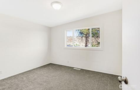 128 W Nelson Road Moses Lake WA 98837