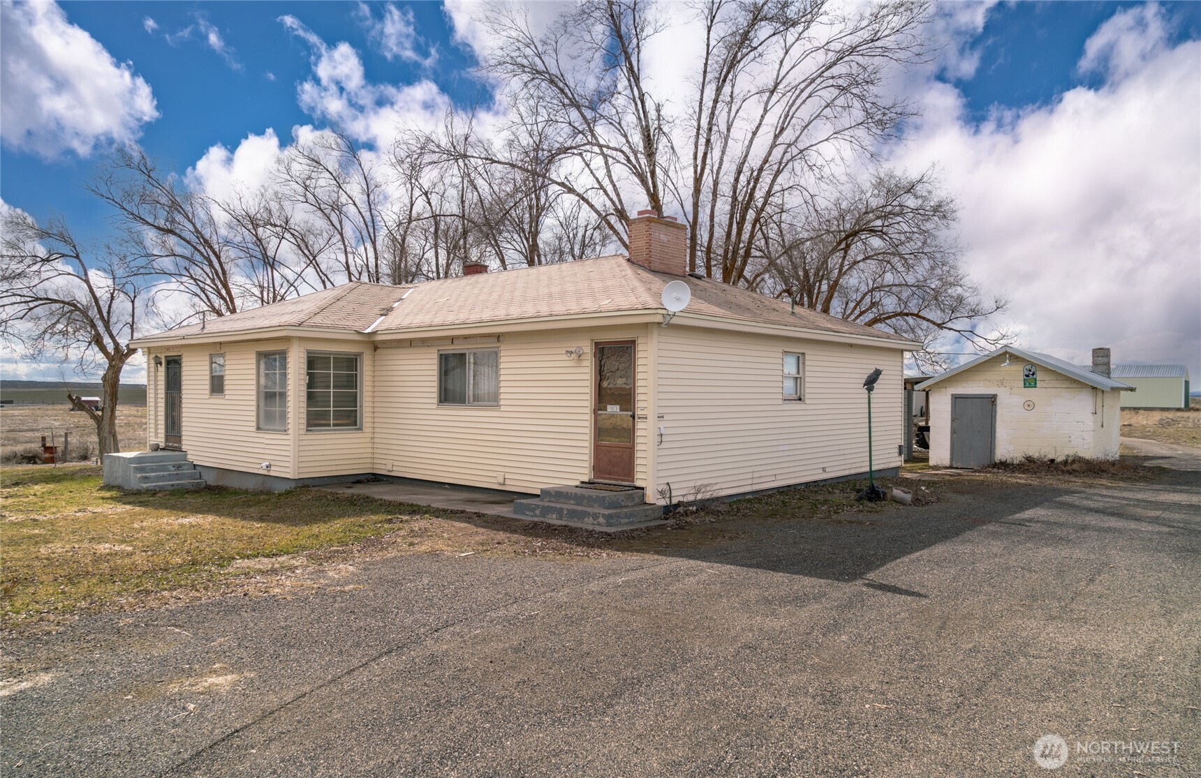 11031 Sr 17 Coulee City WA 99115