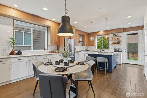 9219 Jacobia Avenue SE Snoqualmie WA 98065