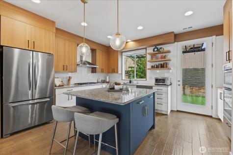 9219 Jacobia Avenue SE Snoqualmie WA 98065