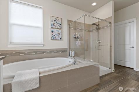 9219 Jacobia Avenue SE Snoqualmie WA 98065