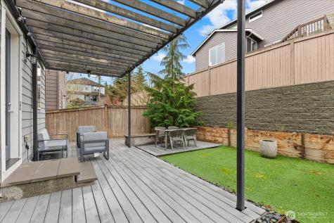 9219 Jacobia Avenue SE Snoqualmie WA 98065