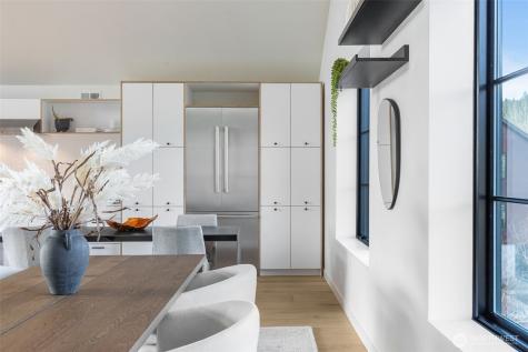 4566 Flying Goat Avenue NE Bainbridge Island WA 98110