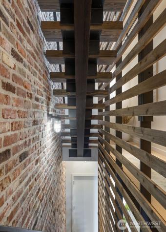 4566 Flying Goat Avenue NE Bainbridge Island WA 98110