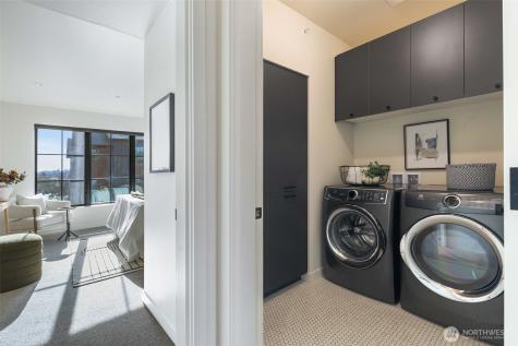 4566 Flying Goat Avenue NE Bainbridge Island WA 98110