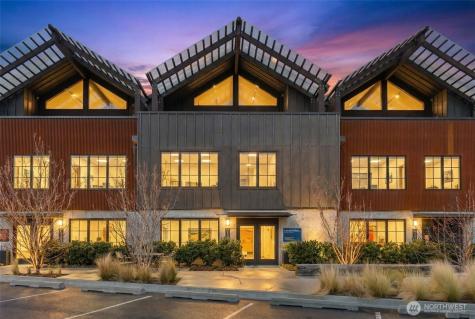 4566 Flying Goat Avenue NE Bainbridge Island WA 98110