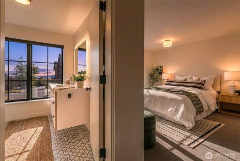 4566 Flying Goat Avenue NE Bainbridge Island WA 98110