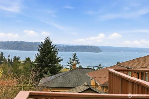 4019 SW Henderson Street Seattle WA 98136