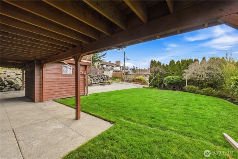 4019 SW Henderson Street Seattle WA 98136