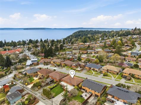 4019 SW Henderson Street Seattle WA 98136